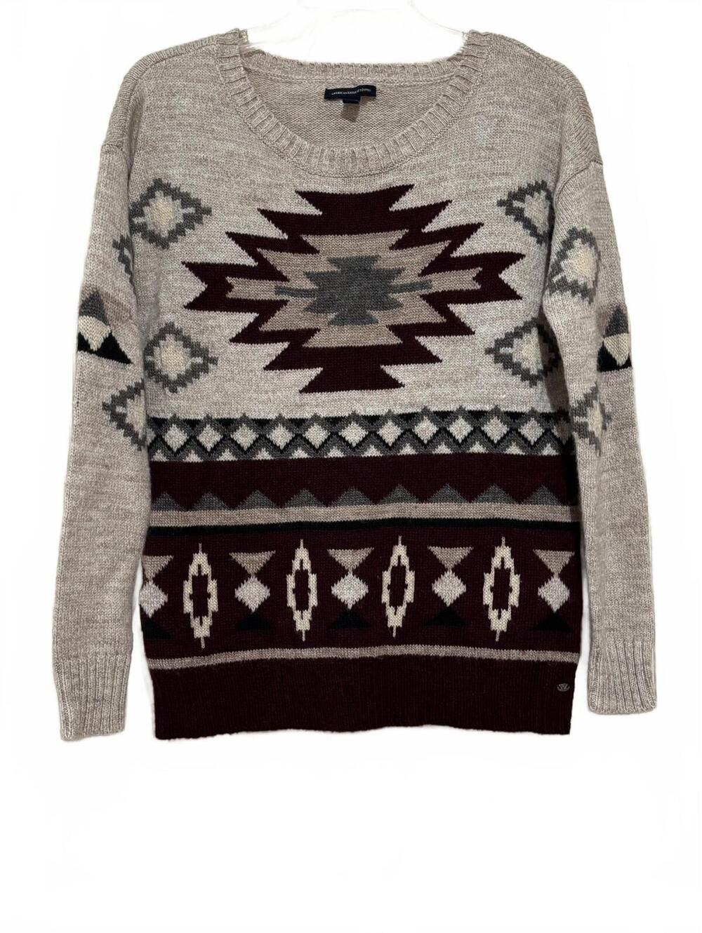 American Eagle Outfitters Women's XS Beige and Burgundy Geometric Pattern Sweate